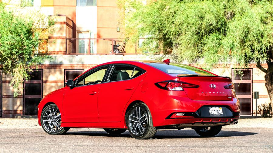  Hyundai Elantra Sport (AD) 2018 года  (NA) (фото 24 из 28)